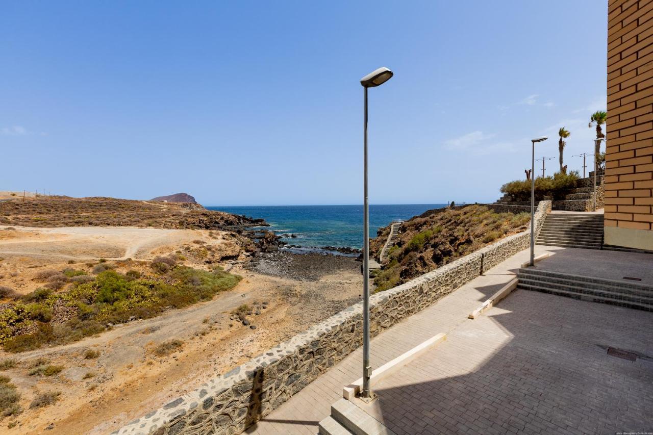 Las Rocas By The Ocean, Wifi And Sea View Los Abrigos Eksteriør billede