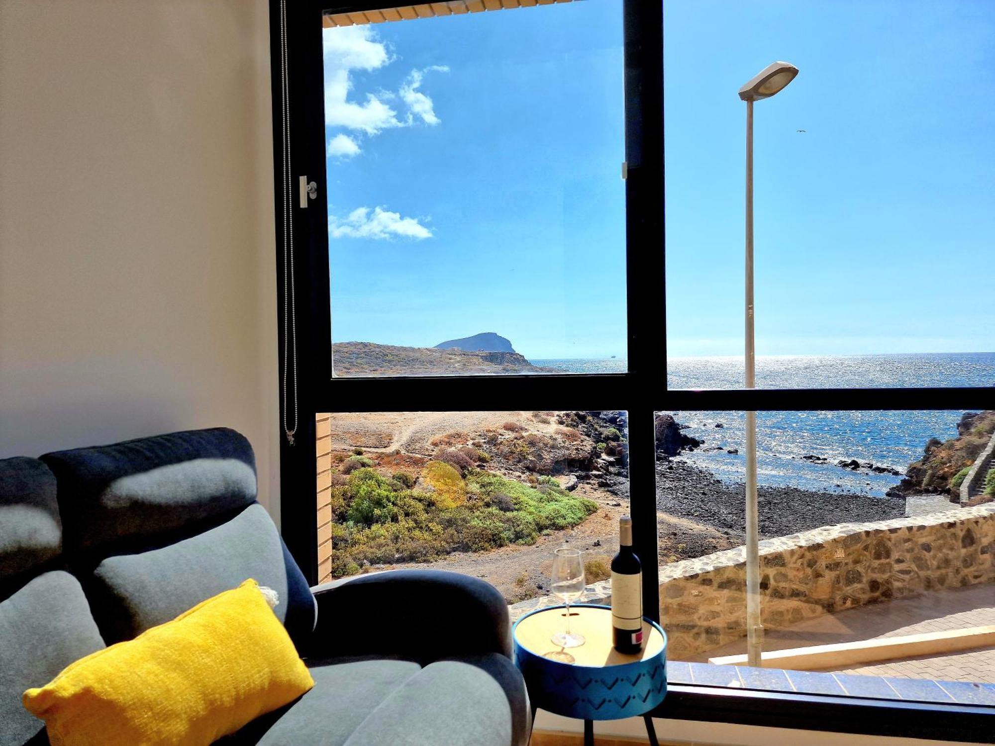 Las Rocas By The Ocean, Wifi And Sea View Los Abrigos Eksteriør billede